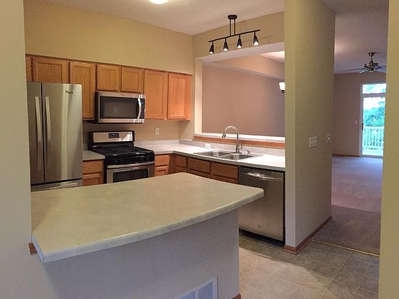 4th image of 11732 Ryan Cir