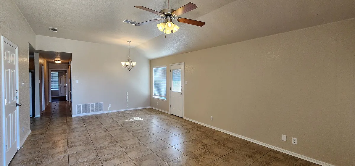 Building Photo - 5808B Aquarius Dr