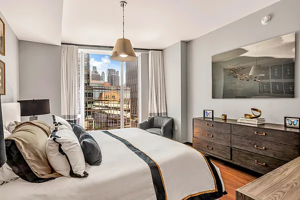 Rented by Compass | media 8