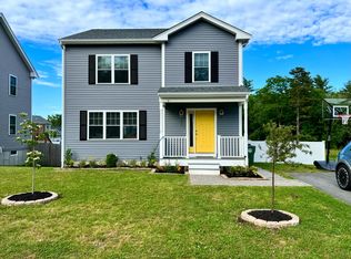(Undisclosed Address), Marion, MA 02738