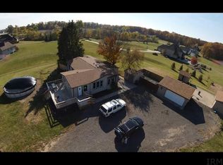 14215 Pulver Rd, Fort Wayne, IN 46845