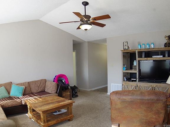 5th image of 9494 Birchwood Dr