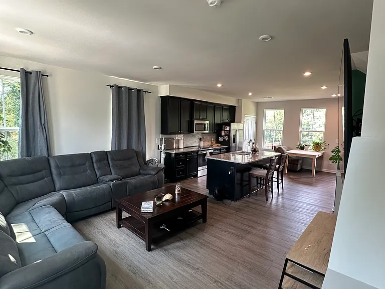 3344 Beeler Ln — Photo 3