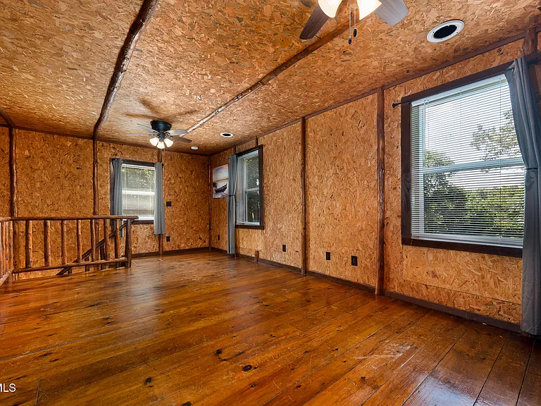 7090 Old Asheville Hwy — Photo 27