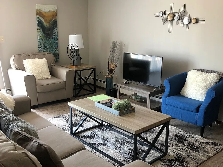 Willow Crossing Apartments — Photo 32