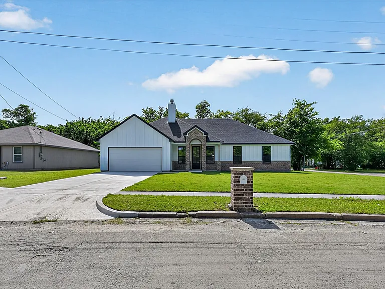 2902 Walnut St — Photo 25