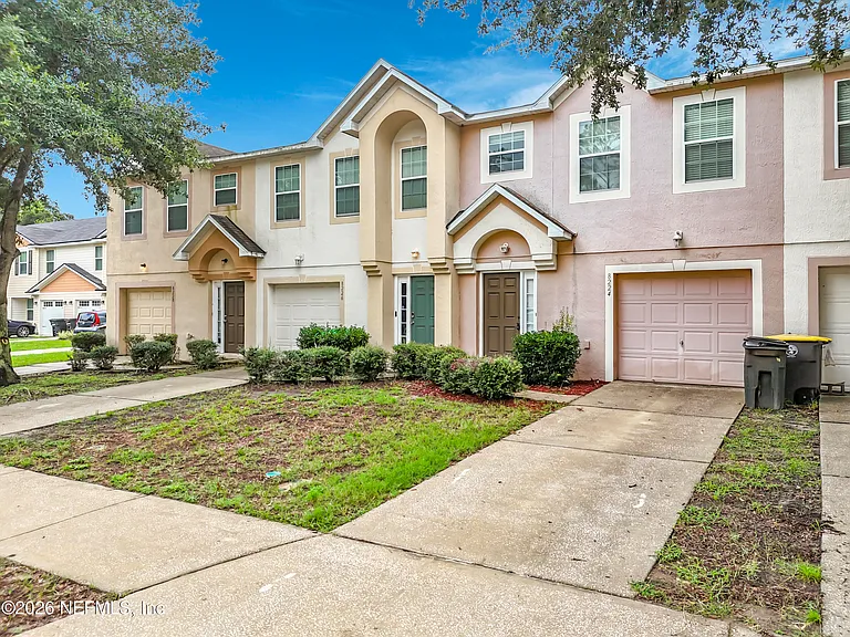 8224 Halls Hammock Ct — Photo 2