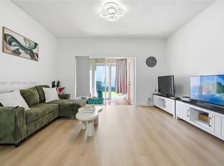 Coconuts At Bonaventure, Fort Lauderdale, FL 33326