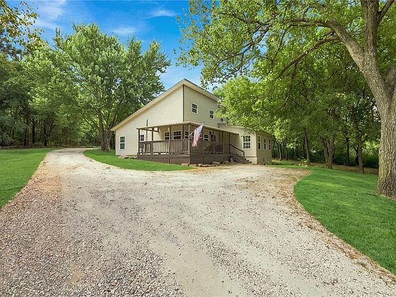 2nd image of 16882 Hwy 62