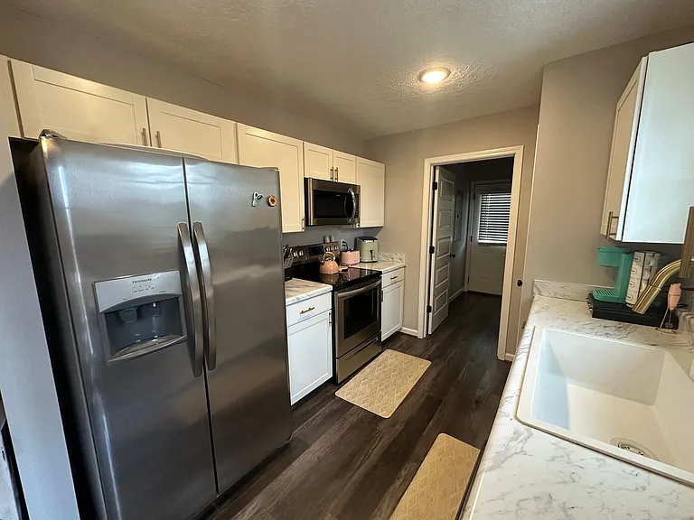 85 Mary Dr — Photo 9