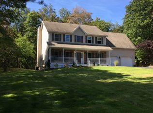 1005 Fox Hollow Rd, Stroudsburg, PA 18360