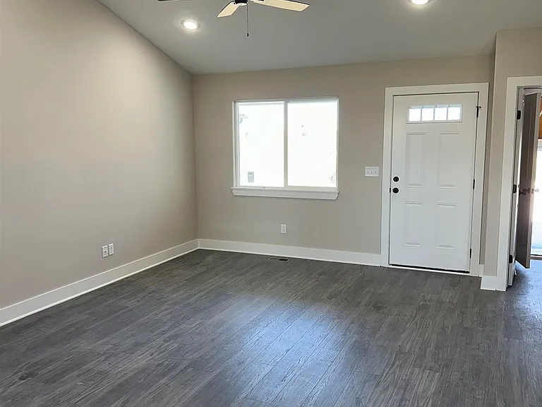 5213 N Toben Ct #5213 — Photo 11