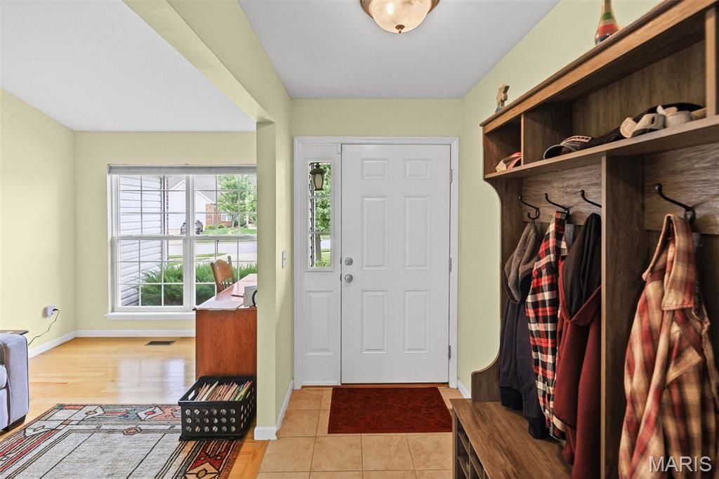6852 Kensington Dr, Maryville, IL - View 3