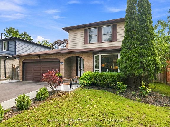 2nd image of 590 Walsh Dr