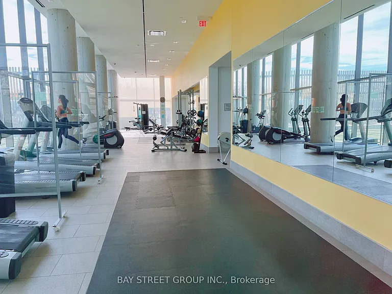 105 The Queensway #1008 — Photo 20