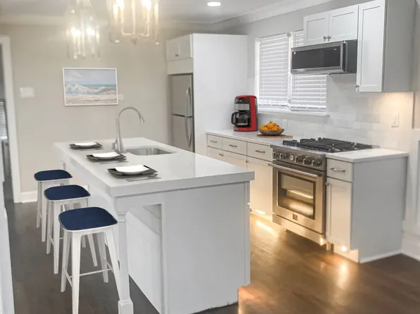 381 E Upper Gulph Rd, Wayne, PA 19087