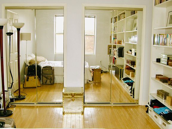 Bedroom, with 2 closets