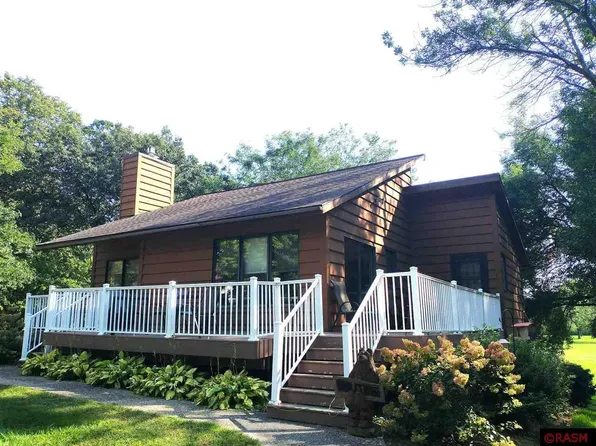 105 S Shore Dr, Sleepy Eye, MN 56085