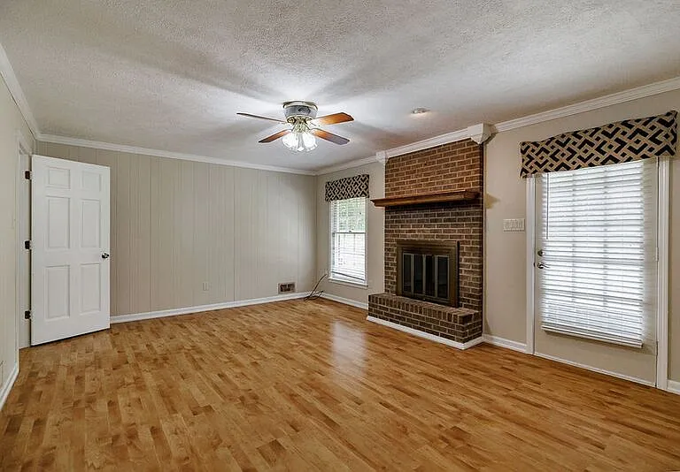1110 Maple Cir — Photo 14