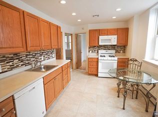216 Palisade Ave, Garfield, NJ 07026