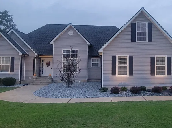 420 Colvin Dr, Locust Grove, GA 30248