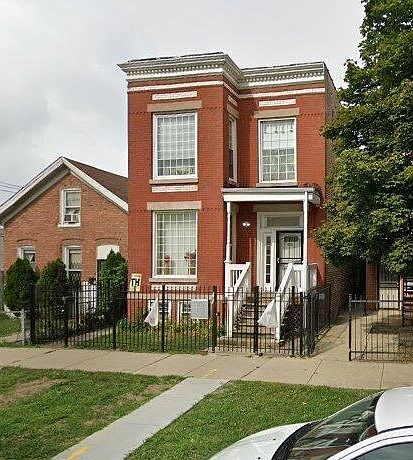 1st image of 206 S Albany Ave