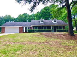 1822 Mixon School Rd, Ozark, AL 36360