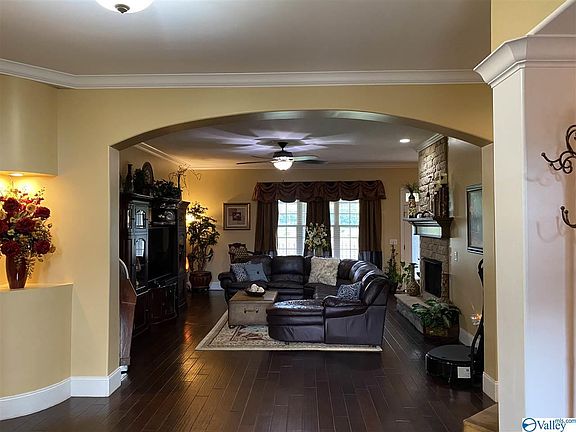 2nd image of 14 Abby Glen Way