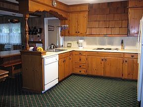 5th image of 69 Pine Ave #L-0037