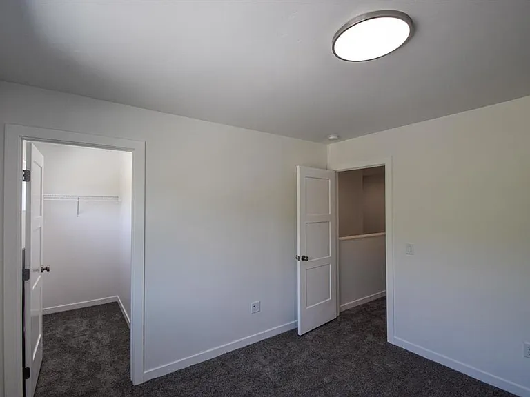 7114 Shaver Dr — Photo 20