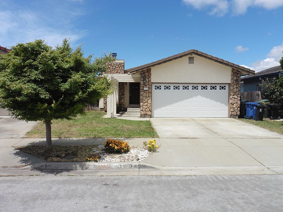 1st image of 37333 Ezra Dr