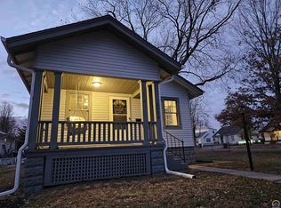 2223 SW Kensington Ct, Topeka, KS 66606
