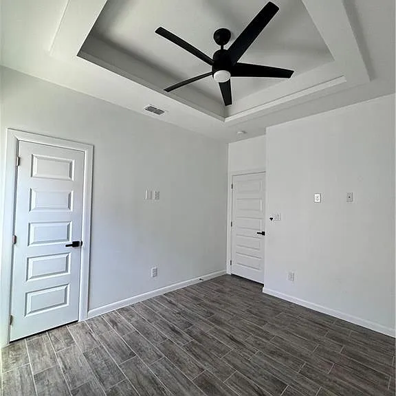 5601 Ozark Ave #3 — Photo 7