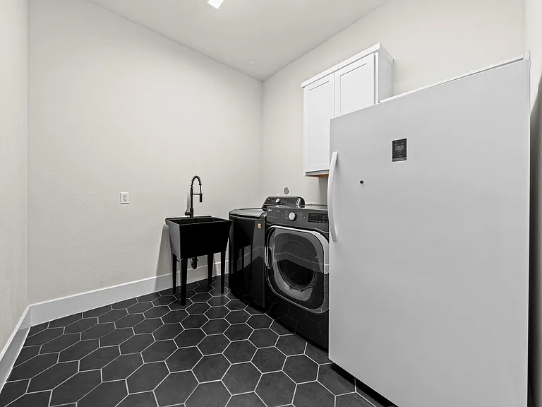 19110 Wimberly Hills Ln — Photo 26
