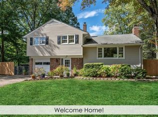 28 Ridgewood Rd, Township Of Washington, NJ 07676