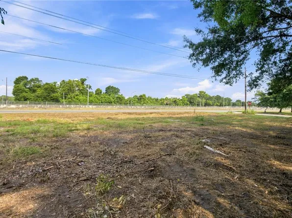 3417 S Beltline Park Dr, Mobile, AL 36617