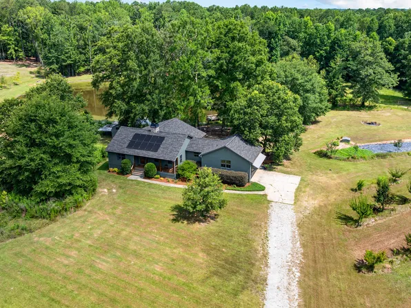 456 W McIntosh Rd, Brooks, GA 30205