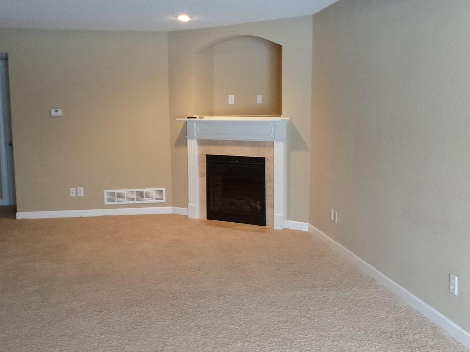 816 SW Peach Tree Ln, Lees Summit, MO 64064 | Zillow