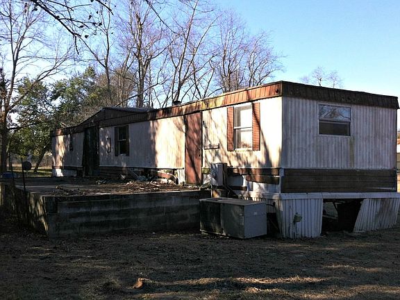2nd image of 180 River Bend Dr