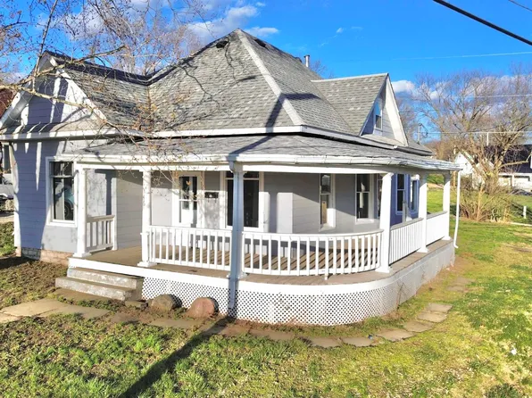 146 S Cooper Ave, Ottumwa, IA 52501