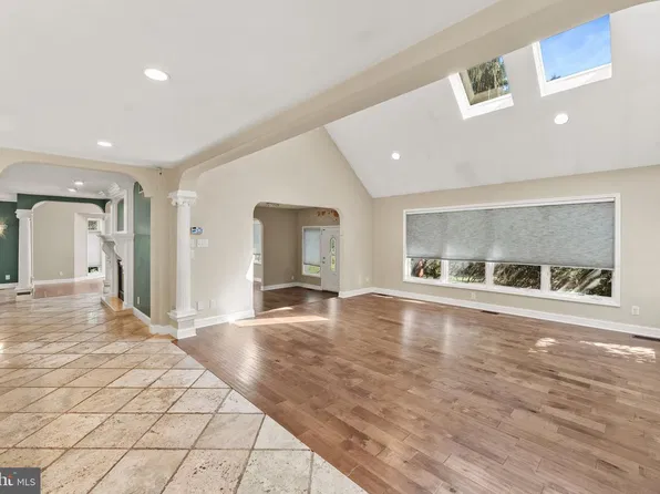 162 Tuckerton Rd, Medford, NJ 08055