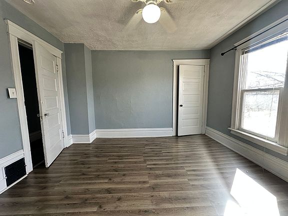 5th image of 482 Capital Ave NE #2