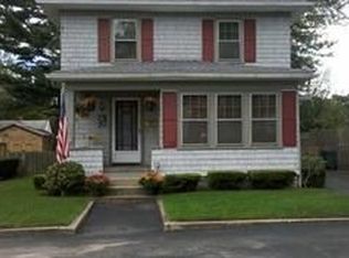 74 Earl Ave, Riverside, RI 02915