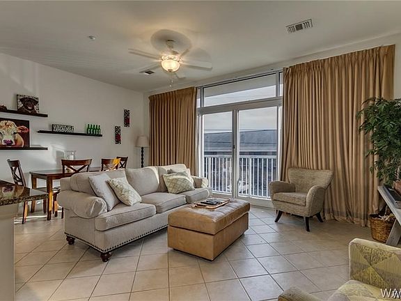 2nd image of 1510 9th St Unit 218
