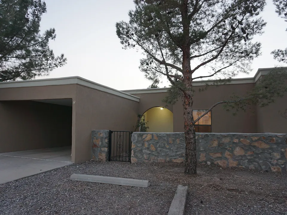 Carport, Courtyard and plenty of parking!