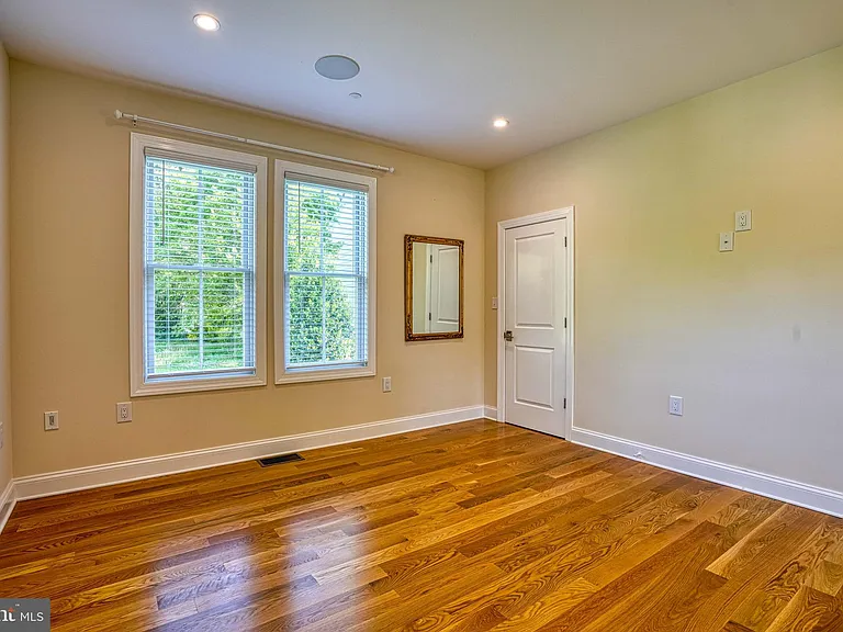 101 Tilghman St — Photo 18