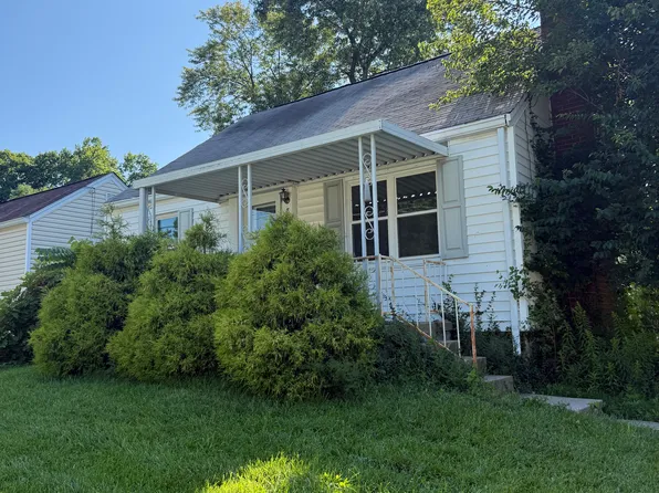 8323 Saint Clair Ave, Cincinnati, OH 45236