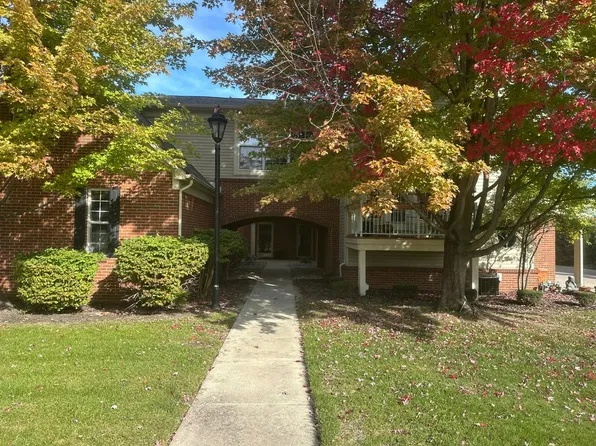 43426 Pendleton Cir, Sterling Heights, MI 48313