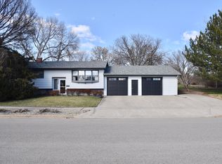 520 W Prospect Ave, Pierre, SD 57501