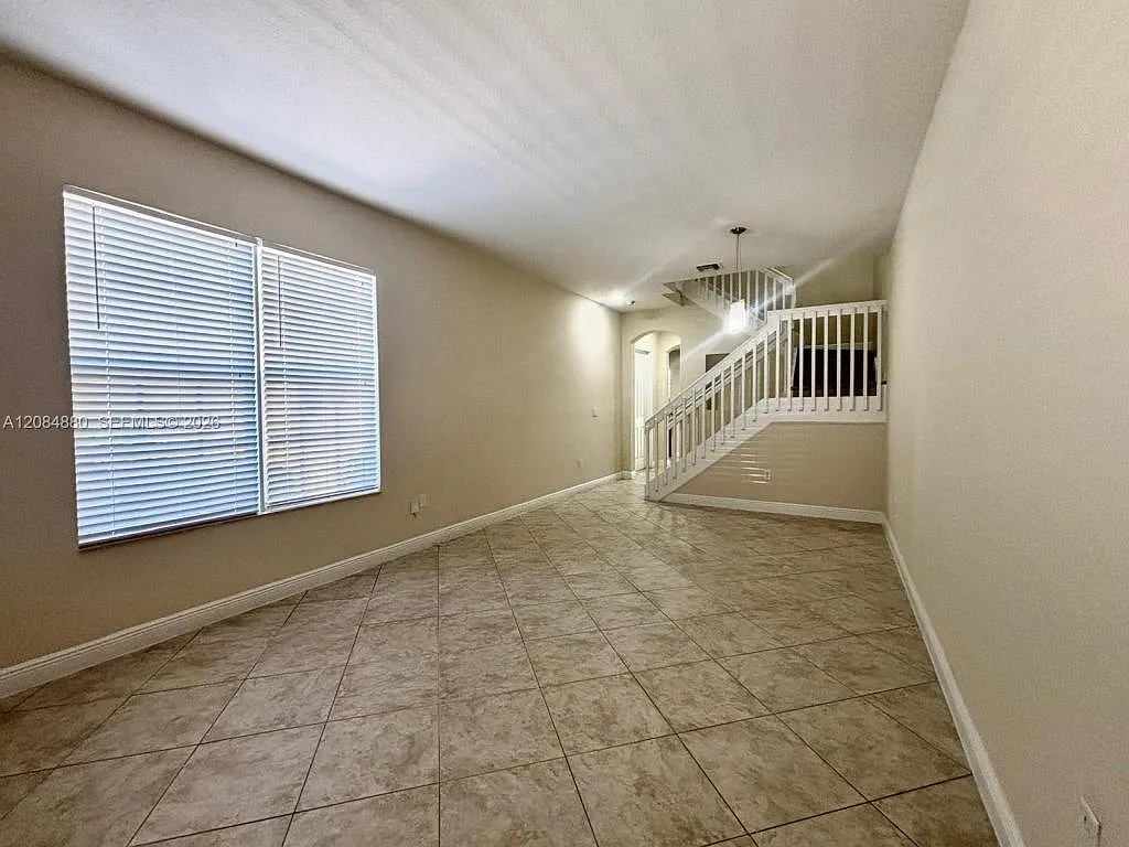6965 Julia Gardens Dr, 0 — Photo 2
